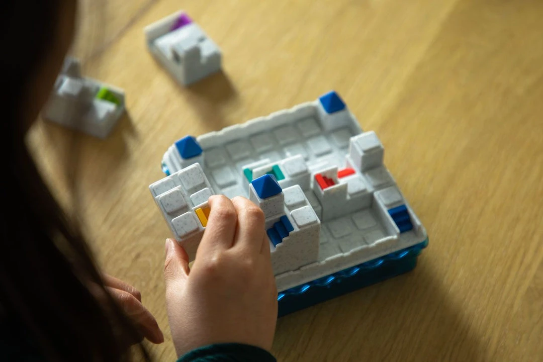 Smart Games: Atlantis Escape Board Games 4 Smart Games: Atlantis Escape Board Games