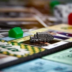 USAopoly Monopoly: The Sopranos