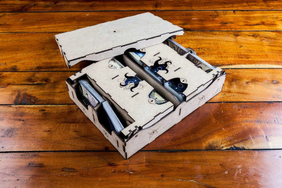 The Dicetroyers - Arkham Horror: The Card Game - Storage System (Large) (Italy Import) 3 The Dicetroyers - Arkham Horror: The Card Game - Storage System (Large) (Italy Import)