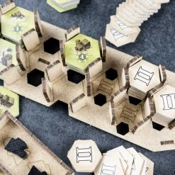 The Dicetroyers - Heaven & Ale (Base Game Or With Kegs & More Expansion) (Italy Import) Import Games