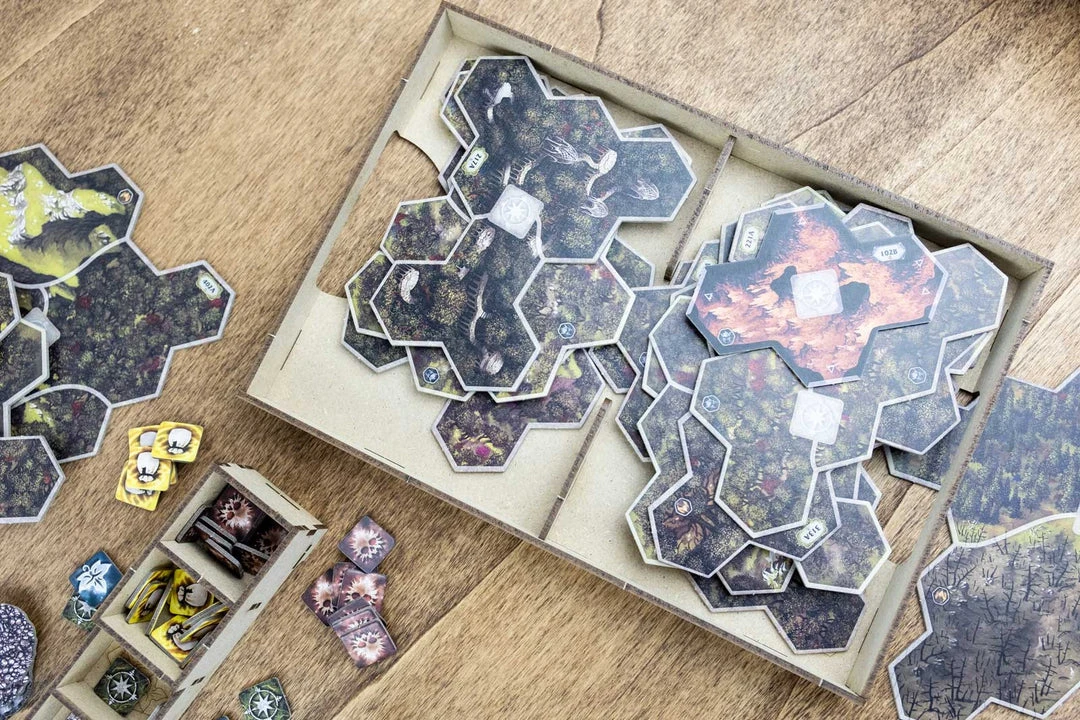 Import Games The Dicetroyers - The Lord Of The Rings: Journeys In Middle-Earth Expansions (Italy Import) 14 Import Games The Dicetroyers - The Lord Of The Rings: Journeys In Middle-Earth Expansions (Italy Import)