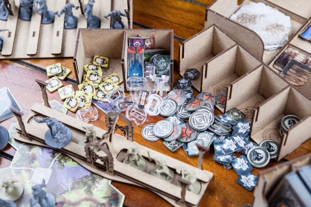 The Dicetroyers - The Lord Of The Rings: Journeys In Middle-Earth (Italy Import) Import Games 12 The Dicetroyers - The Lord Of The Rings: Journeys In Middle-Earth (Italy Import) Import Games