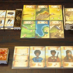 Meeple Realty - Roaming Hut (Compatible With Roam)